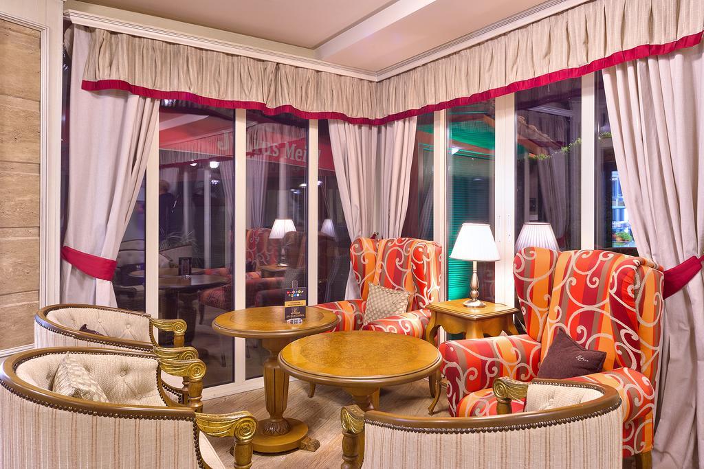 Hotel Club Central Hisarya Extérieur photo