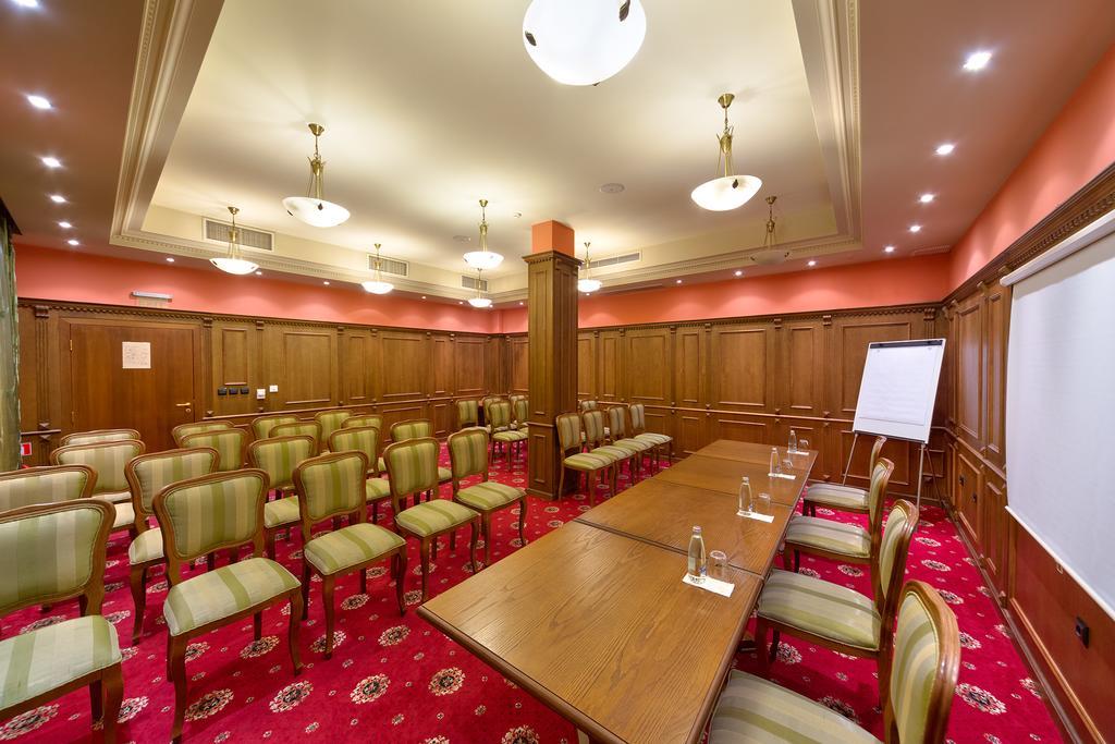 Hotel Club Central Hisarya Extérieur photo